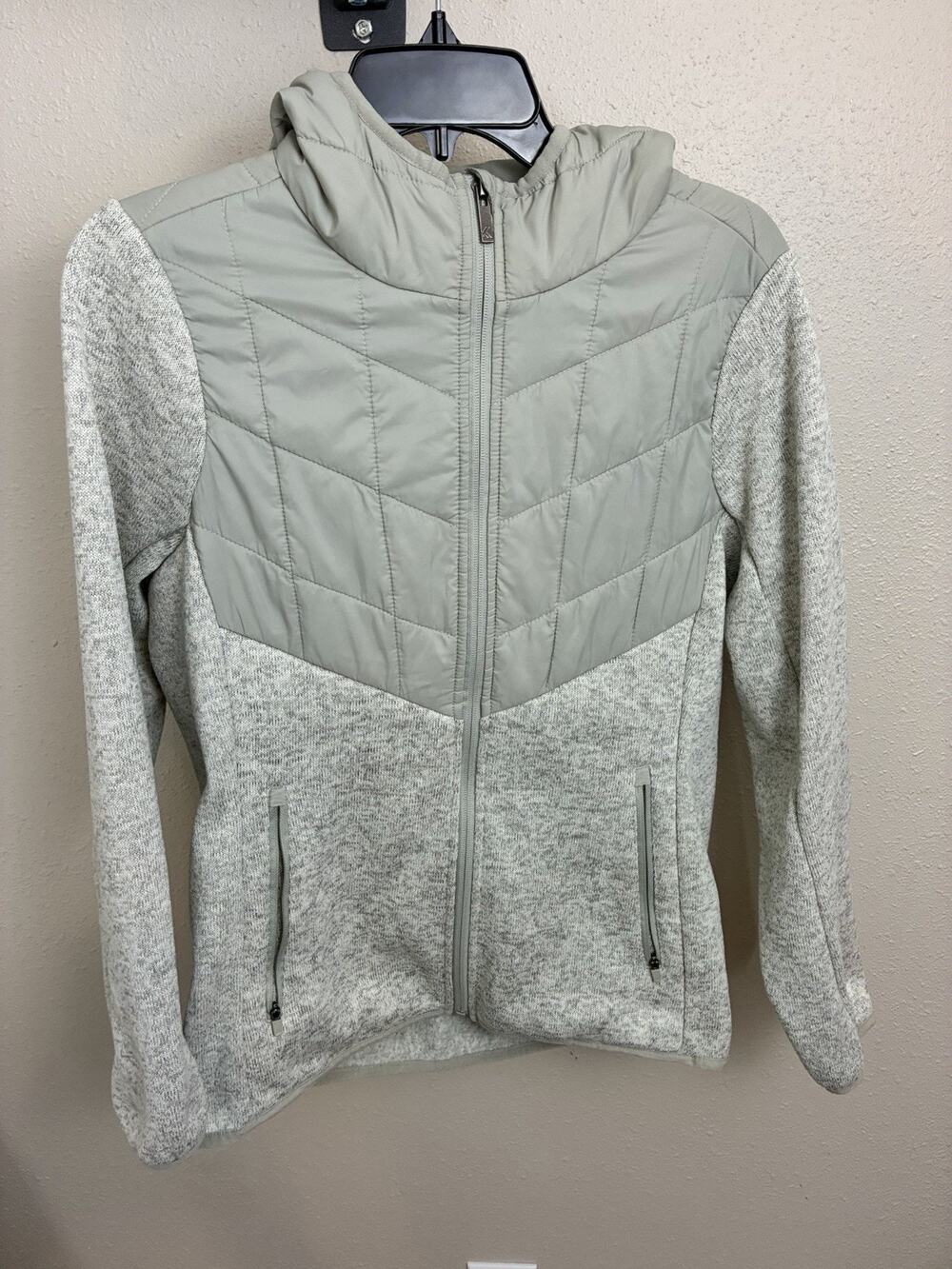 Kyodan Outdoor Women's Gray Solid Quilted Hooded Full Zip Jacket w/ Pockets M